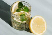 Photo of Los beneficios de consumir ajo con zumo de limón.