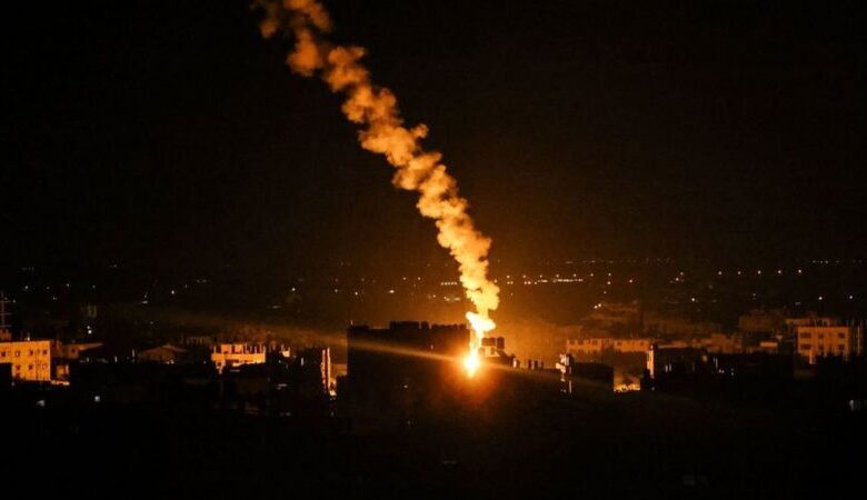 Photo of El conflicto israelí-palestino se intensifica mientras Biden intenta mediar con llamadas a Netanyahu y Abbas