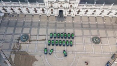 Photo of Chile entrega los primeros taxis 100% eléctricos que circularán por la capital