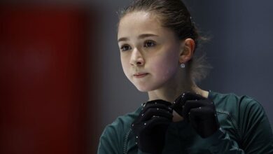Photo of La rusa Valieva toma el hielo después de ser autorizada para competir