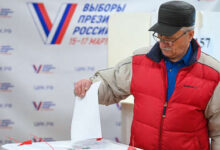 Photo of Así se vota en los colegios electorales de Moscú para las presidenciales rusas