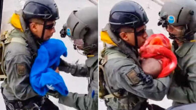 Photo of VIDEO: Militares rescatan a varios bebés de casas inundadas en el sur de Brasil