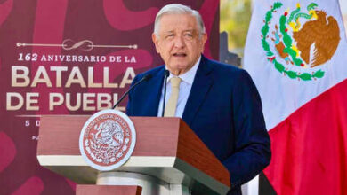 Photo of «Fueron parte de la corrupción»: López Obrador responde a intelectuales que lo criticaron