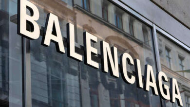 Photo of Una exempleada de Balenciaga explica el peligro de comprar ropa en tiendas con descuento