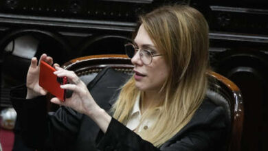 Photo of Diputados de Argentina designan a una terraplanista en la comisión de Ciencia