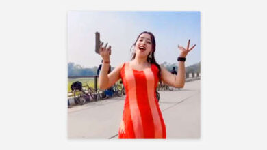 Photo of Investigan a una ‘influencer’ india por bailar con una pistola (VIDEO)