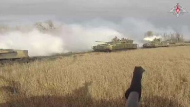 Photo of VIDEO: Así los tanquistas rusos liberaron una localidad en Donbass