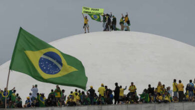 Photo of Reportan que diez bolsonaristas condenados por la intentona golpista huyeron de Brasil