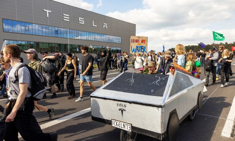 Photo of Aprueban la controvertida expansión de la gigafábrica de Tesla en Alemania