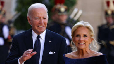 Photo of Esposa de Biden: «Gracias a su edad, Joe es uno de los presidentes más eficaces de la historia»