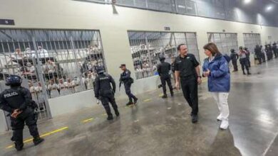 Photo of Bullrich visita El Salvador para ‘exportar’ el modelo carcelario de Bukele