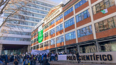 Photo of «Éxodo de científicos»: crece la preocupación en Argentina por los recortes de Milei