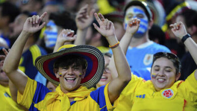 Photo of VIDEO: Jugadores de Uruguay se enfrentan a golpes con hinchas de Colombia tras ser derrotados