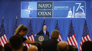 Photo of «Estoy siguiendo el consejo de mi comandante en jefe», dice Biden sobre su propio cargo